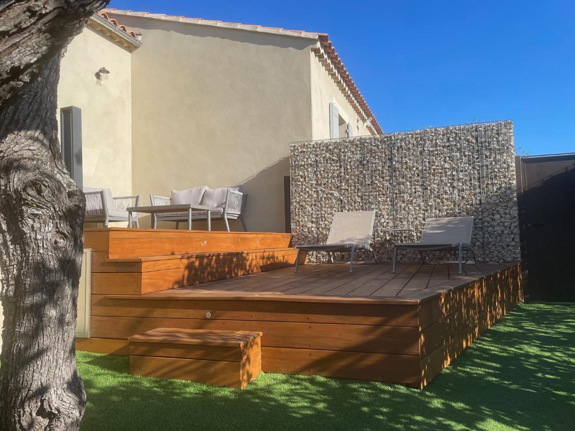 Logement Avec Jacuzzi Joucas Extérieur photo